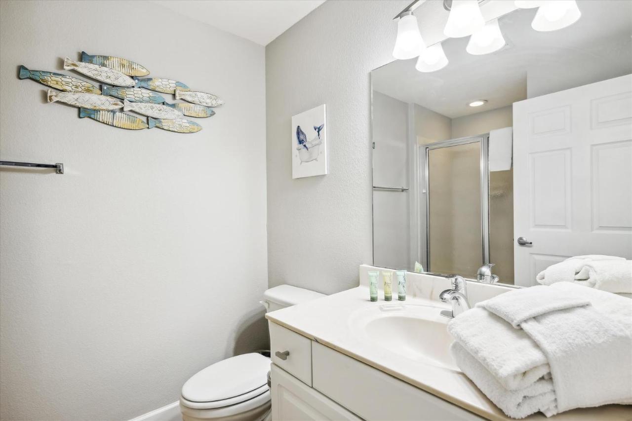 Gone Coastal - Tidewater Beach Resort #2410 By Book That Condo Panama City Beach Kültér fotó